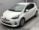 Toyota Aqua NHP10