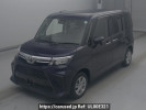 Toyota Roomy M900A
