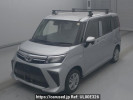 Toyota Roomy M900A