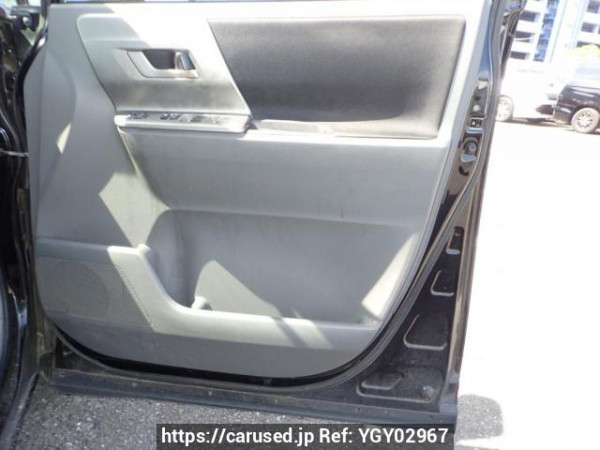 Used 2009 AT toyota noah ZRR70W Image[14]