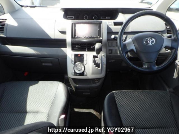 Used 2009 AT toyota noah ZRR70W Image[22]