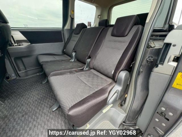 Used 2009 AT toyota noah ZRR70W Image[15]