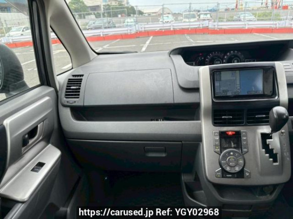Used 2009 AT toyota noah ZRR70W Image[20]