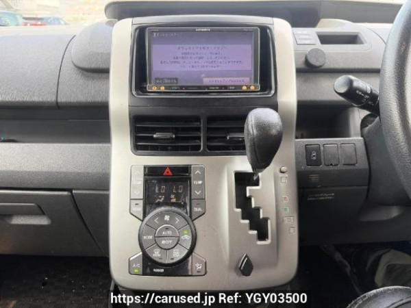 Used 2008 AT toyota noah ZRR70W Image[12]