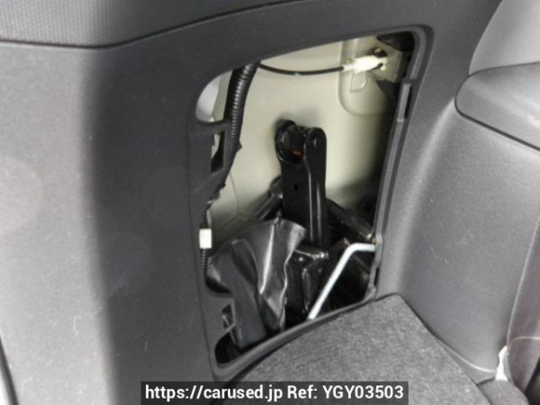 Used 2004 AT toyota wish ZNE10G Image[38]