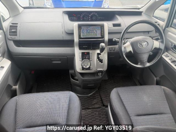 Used 2009 AT toyota voxy ZRR70W Image[12]