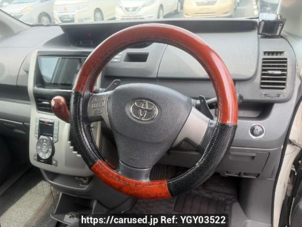 Used 2009 AT toyota voxy ZRR70W Image[13]
