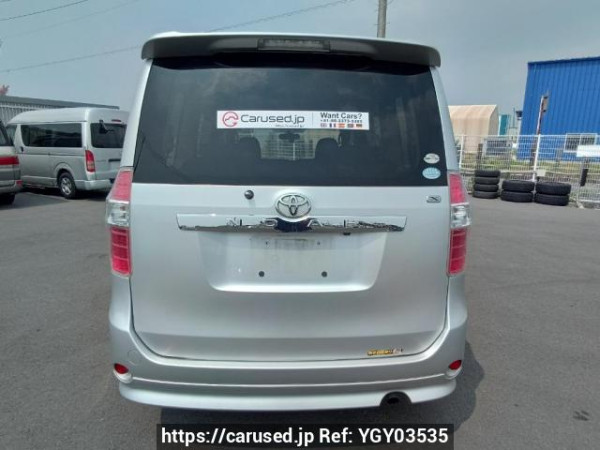 Used 2007 AT toyota noah ZRR75G Image[5]