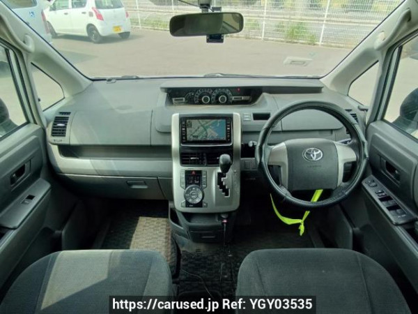 Used 2007 AT toyota noah ZRR75G Image[17]