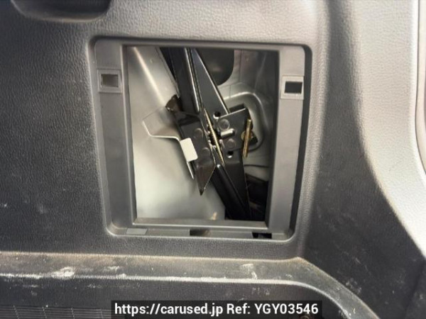 Used 2005 AT mazda verisa DC5W Image[25]