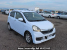 Toyota Pixis Epoch LA300A