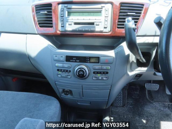 Used 2005 AT toyota noah AZR60G Image[19]