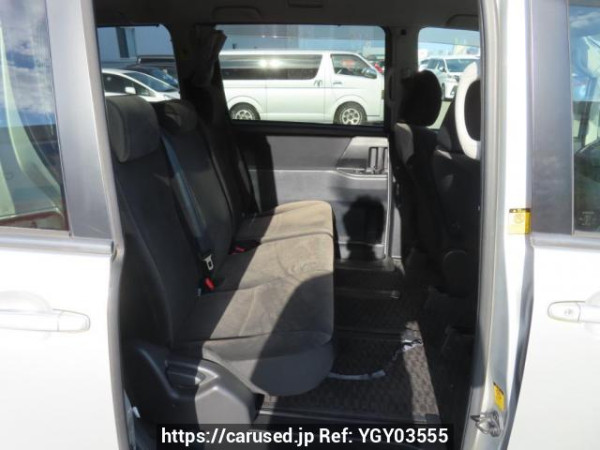Used 2010 AT toyota noah ZRR70G Image[13]