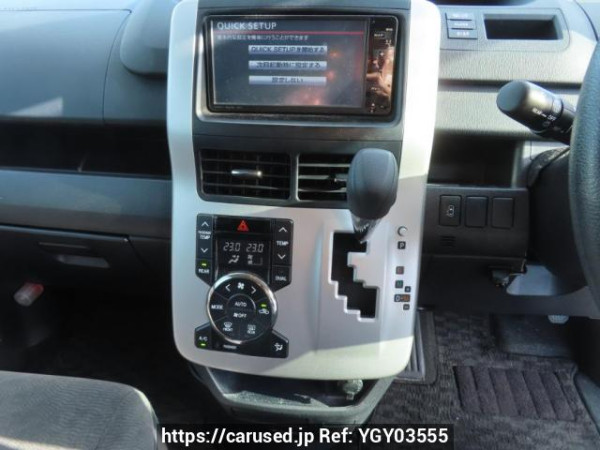 Used 2010 AT toyota noah ZRR70G Image[19]