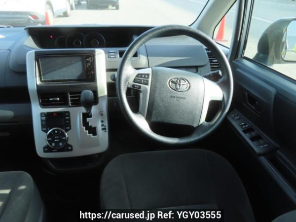 Used 2010 AT toyota noah ZRR70G Image[20]