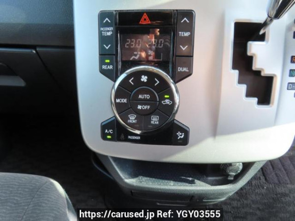 Used 2010 AT toyota noah ZRR70G Image[23]