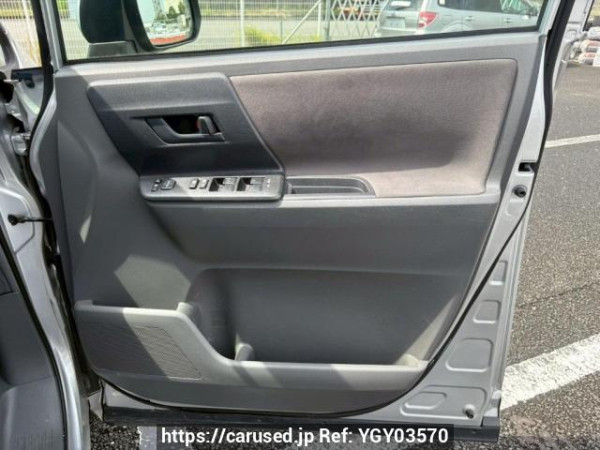 Used 2007 AT toyota noah ZRR70G Image[17]