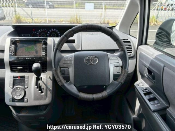Used 2007 AT toyota noah ZRR70G Image[21]