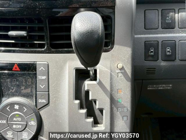 Used 2007 AT toyota noah ZRR70G Image[28]