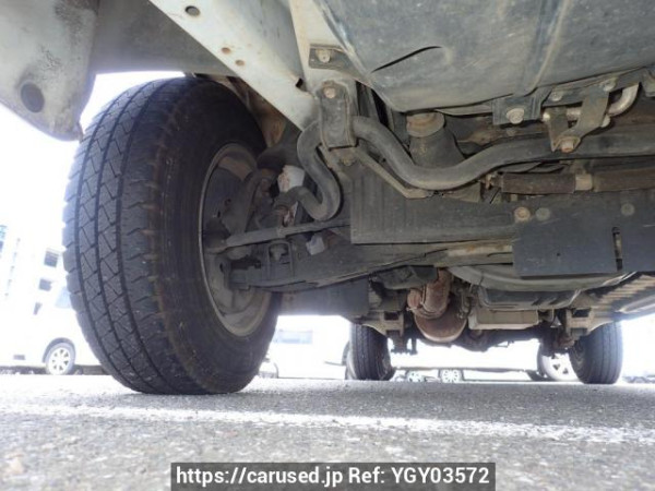 Used 2003 AT toyota hiace-van TRH112V Image[28]
