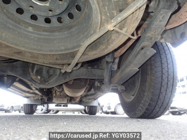 Used 2003 AT toyota hiace-van TRH112V Image[32]