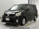 Toyota Noah ZRR70W