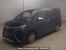 Toyota Voxy ZWR80W