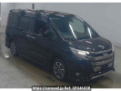 Toyota Noah ZRR80W