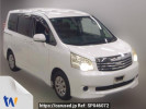 Toyota Noah ZRR70G