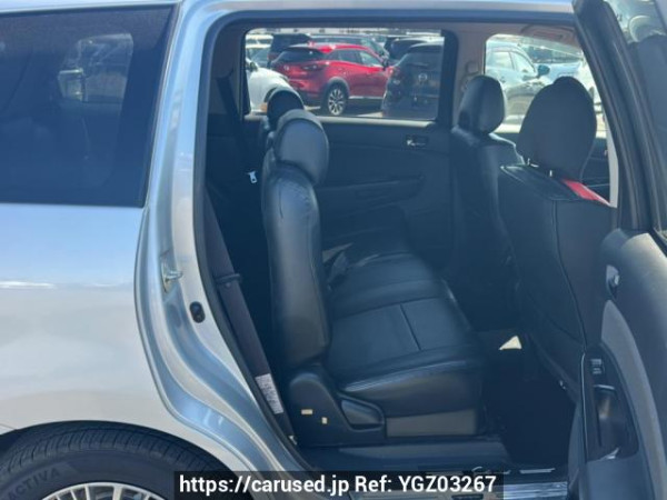 Used 2003 AT toyota wish ZNE14G Image[17]