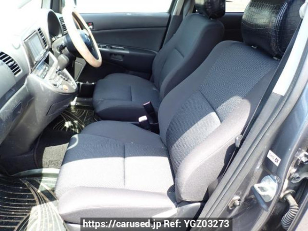 Used 2005 AT toyota wish ZNE10G Image[13]