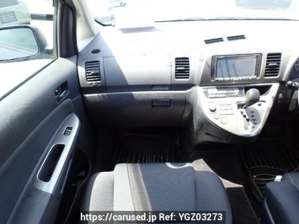Used 2005 AT toyota wish ZNE10G Image[19]