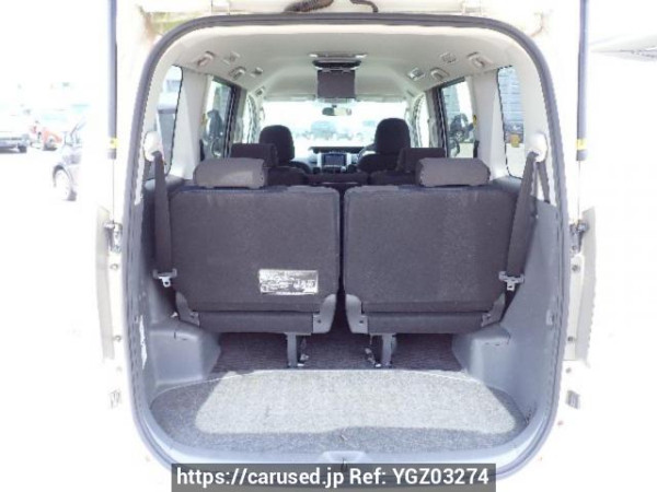 Used 2010 AT toyota voxy ZRR70W Image[6]