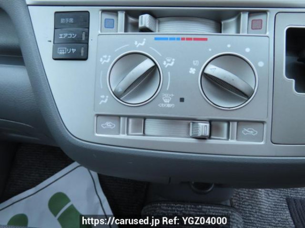 Used 2005 AT toyota raum NCZ20 Image[27]