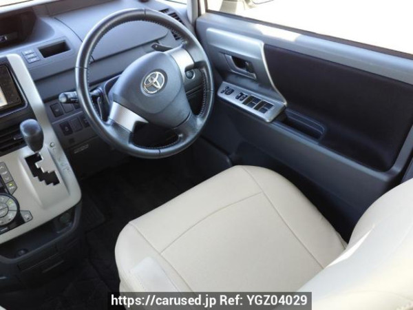 Used 2009 AT toyota noah ZRR75W Image[19]