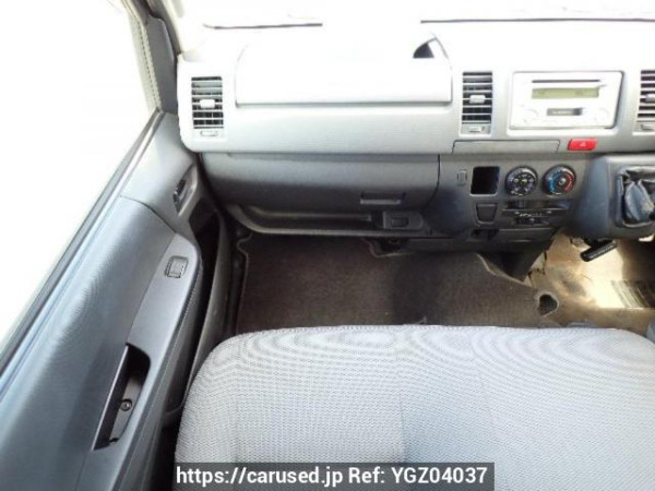 Used 2005 MT toyota hiace-van KDH200V Image[16]