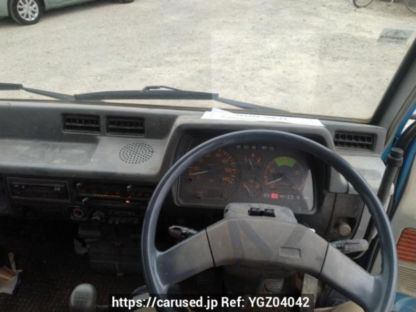 Used 1988 MT mitsubishi canter FE305BD Image[18]
