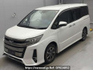 Toyota Noah ZRR80W