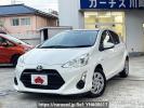 Toyota Aqua DAA-NHP10