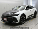 Toyota Crown Crossover TZSH35