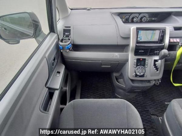 Used 2007 AT toyota noah ZRR70G Image[18]