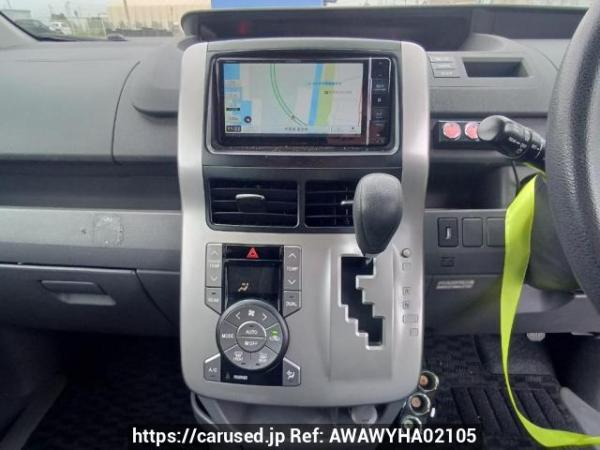 Used 2007 AT toyota noah ZRR70G Image[19]