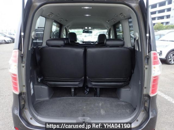 Used 2010 AT toyota noah ZRR70G Image[8]