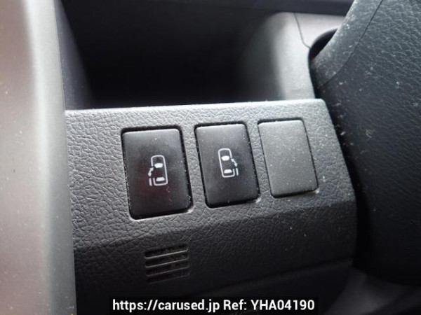 Used 2010 AT toyota noah ZRR70G Image[31]
