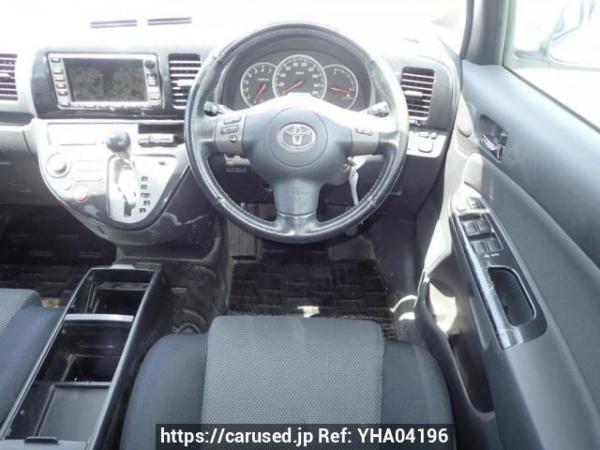 Used 2004 AT toyota wish ZNE10G Image[24]