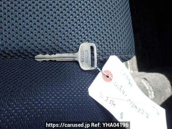 Used 2004 AT toyota wish ZNE10G Image[33]