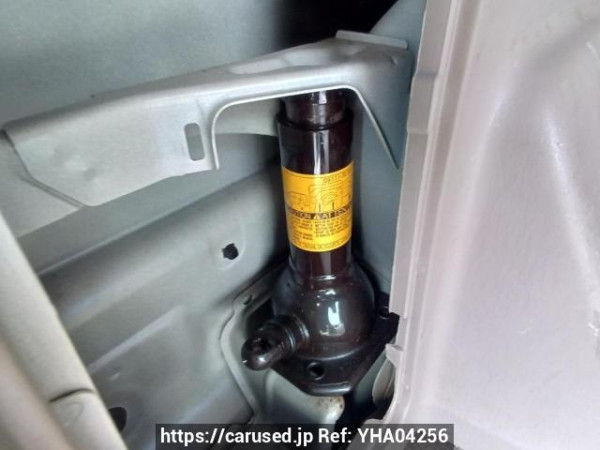Used 2004 AT toyota hilux-surf RZN210W Image[42]