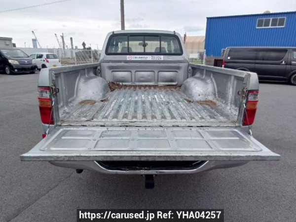 Used 2001 MT toyota hilux LN172H Image[8]