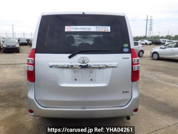 Used 2013 AT toyota noah ZRR70G Image[5]