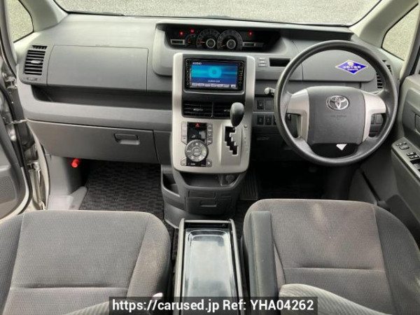 Used 2009 AT toyota noah ZRR75G Image[13]